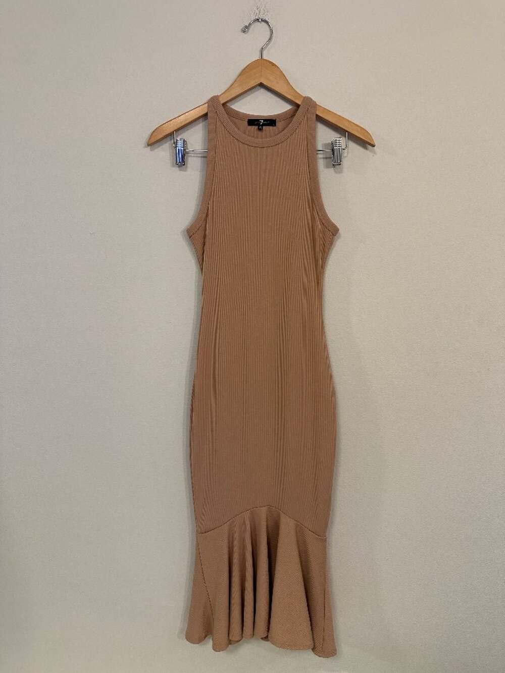 7 For All Mankind Ribbed Mermaid Midi Dress Womens XS Tan Sleeveless Fishtail